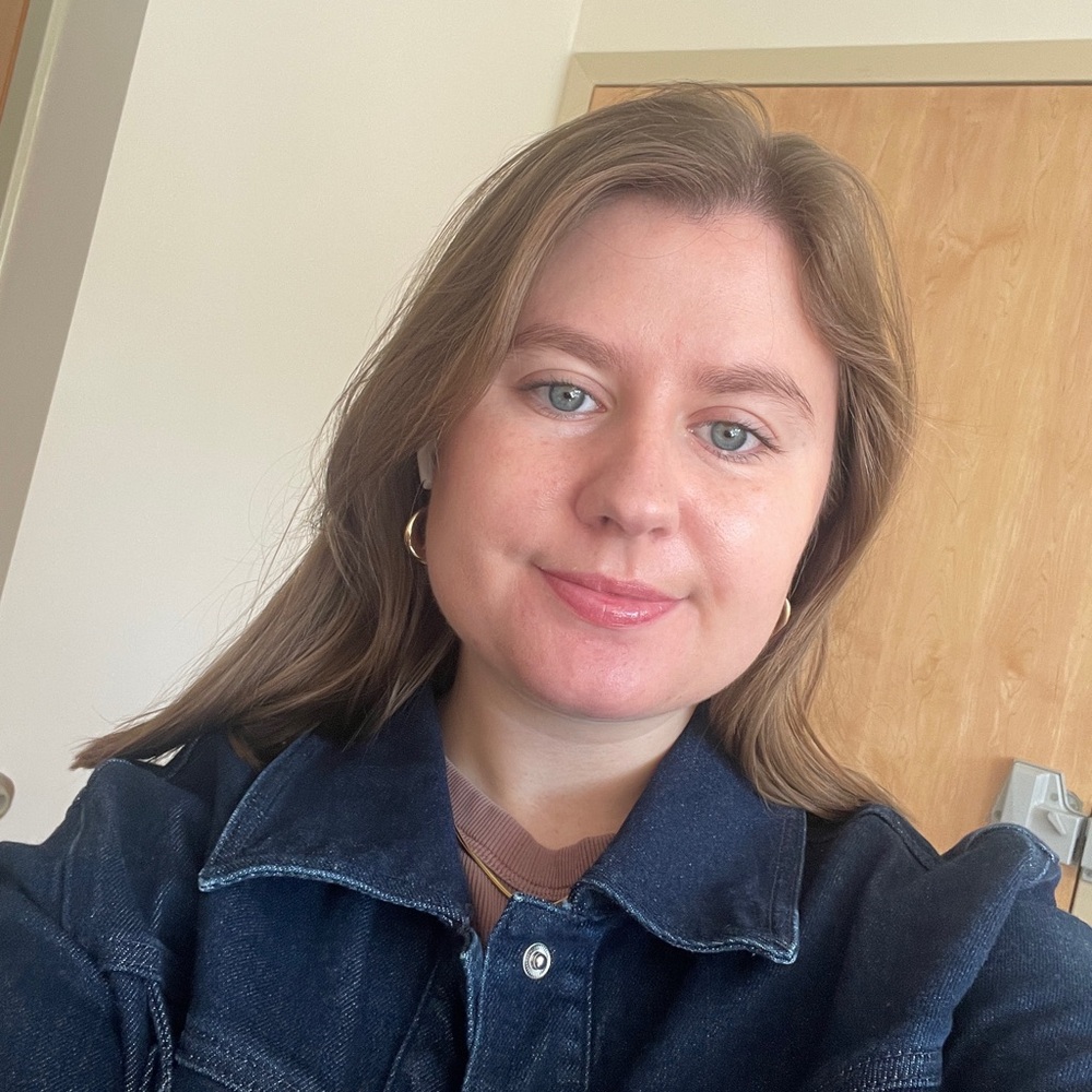 Meet your Posher, Madeline